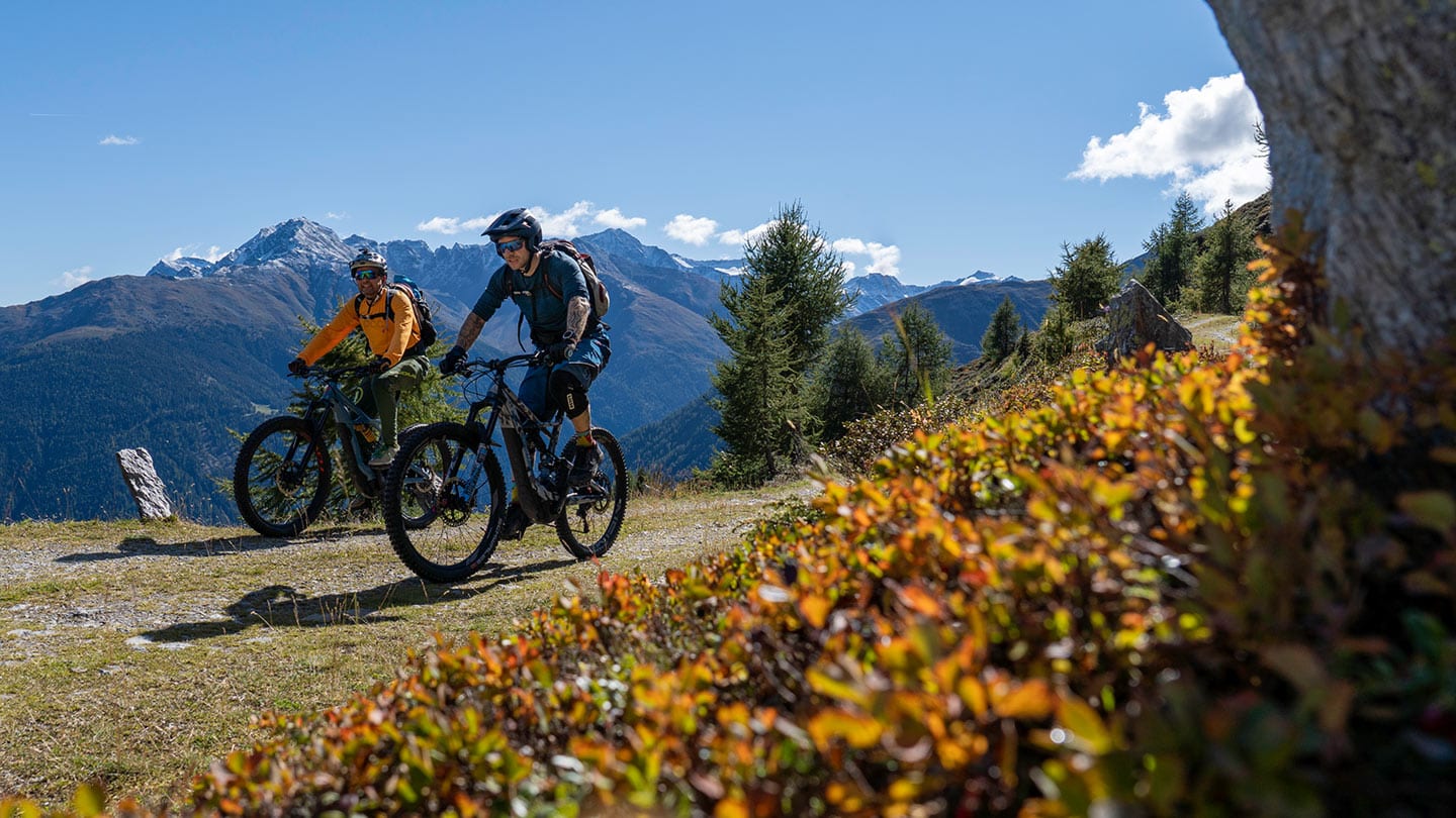 Biken am Goldsee Weg