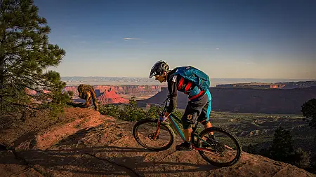 Porcupine Rim Trail 